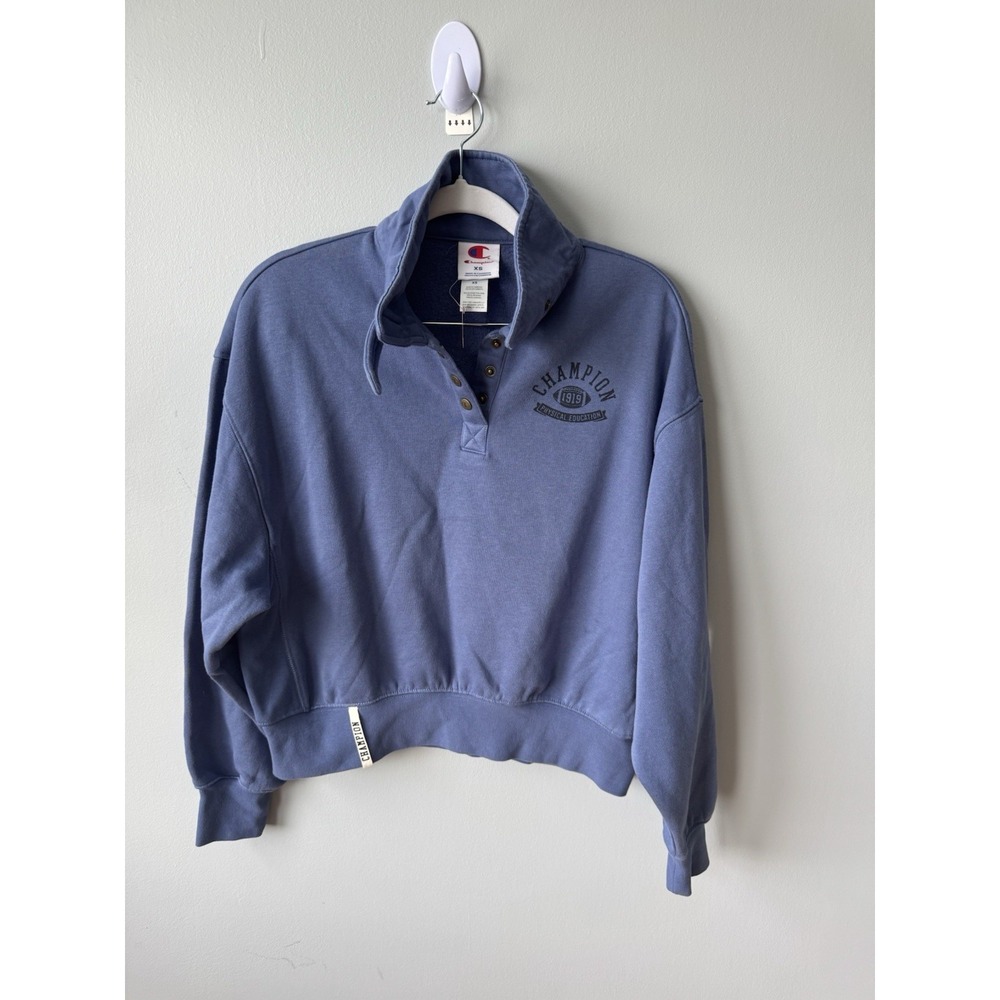 Champion Pullover Women's  Size XS long sleeve fleece 1/4 snap cropped